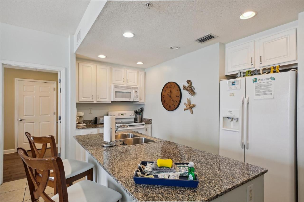 Apartment Sterling Reef 202 - 2nd Floor Withuninterrupted Gulf View! Free Fun! Free Gas Card!