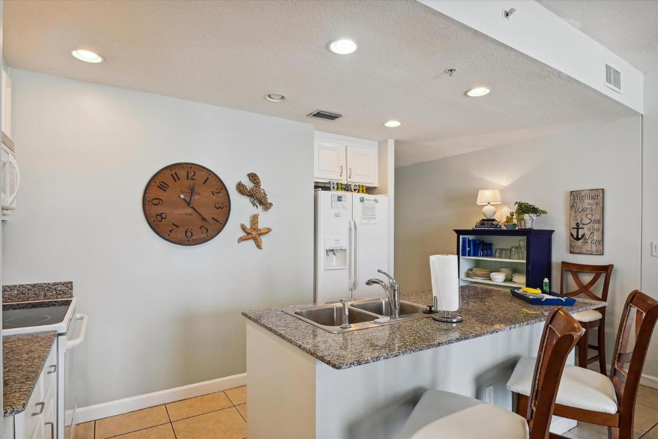 Apartment Sterling Reef 202 - 2nd Floor Withuninterrupted Gulf View! Free Fun! Free Gas Card! *